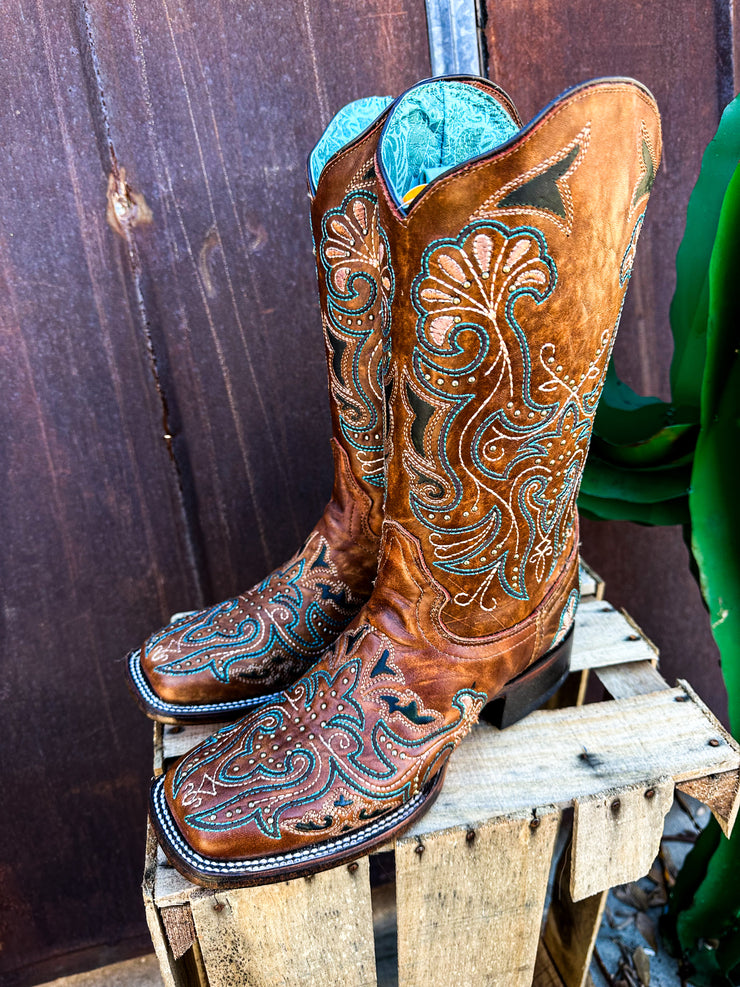 LD Tan Embroidery & Studs Corral Boot