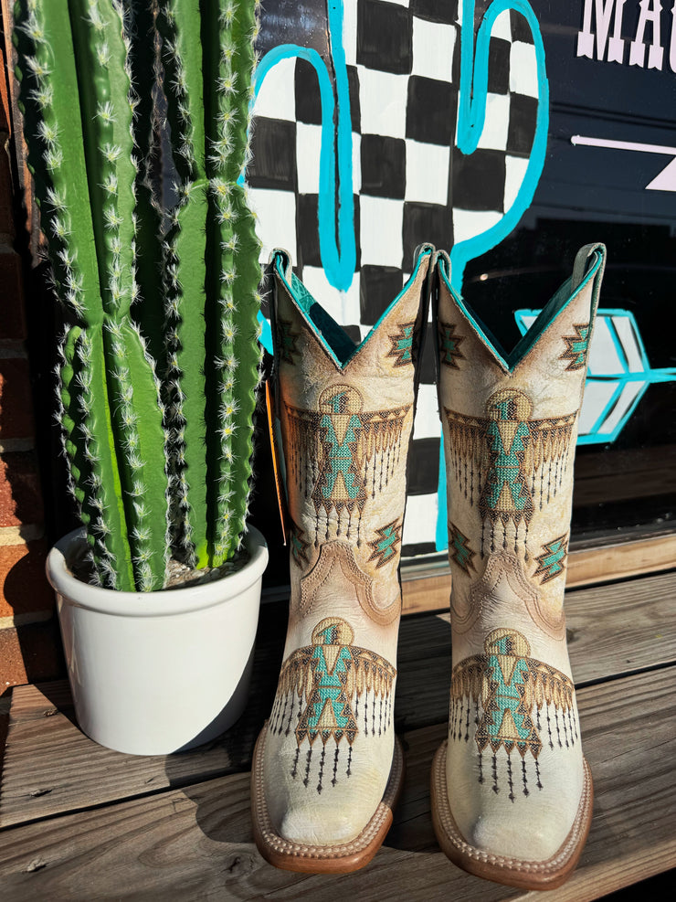 LD White-Turquoise Embroidery Square Toe