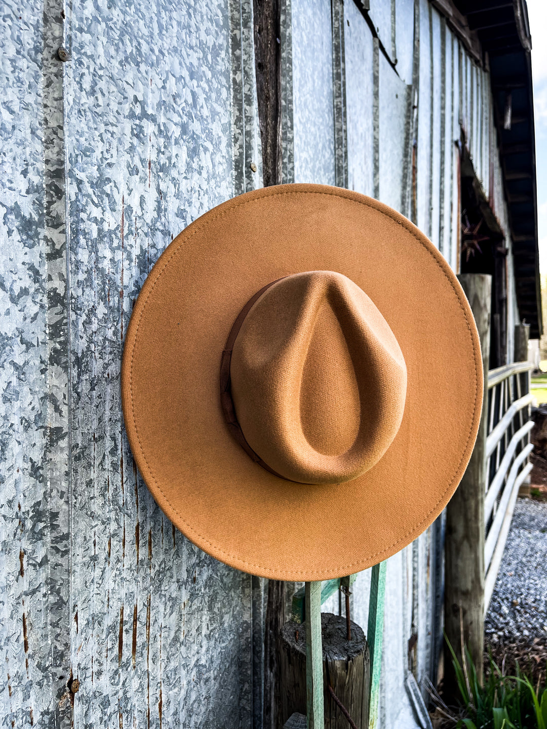 Camel Boater Wide Brim Fedora – Magnolia Mill display picture 3
