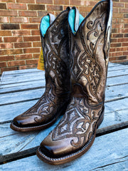 Tan Overlay & Embroidery Corral Boot