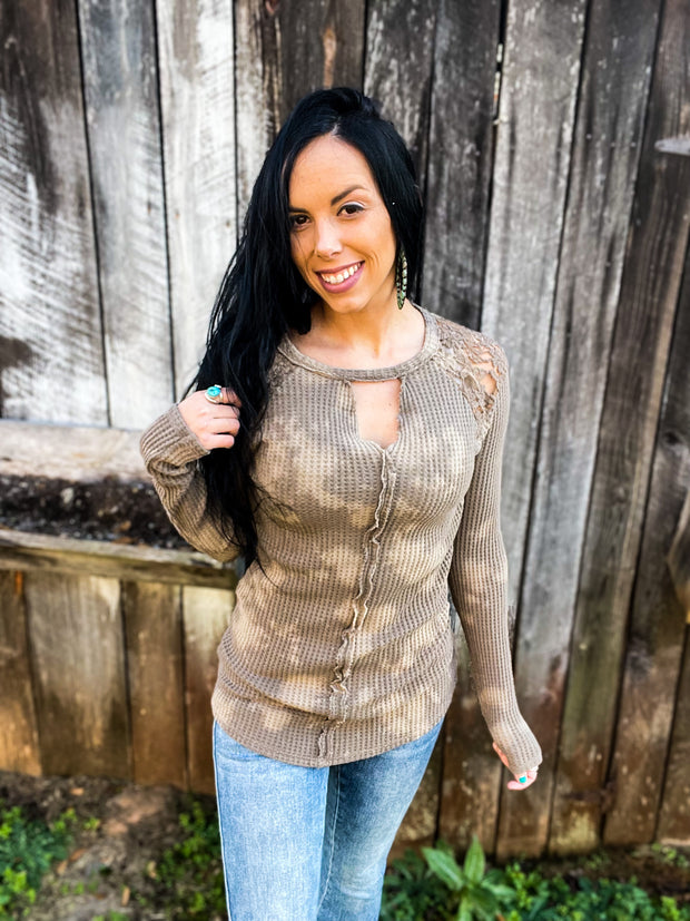 Avery Top
